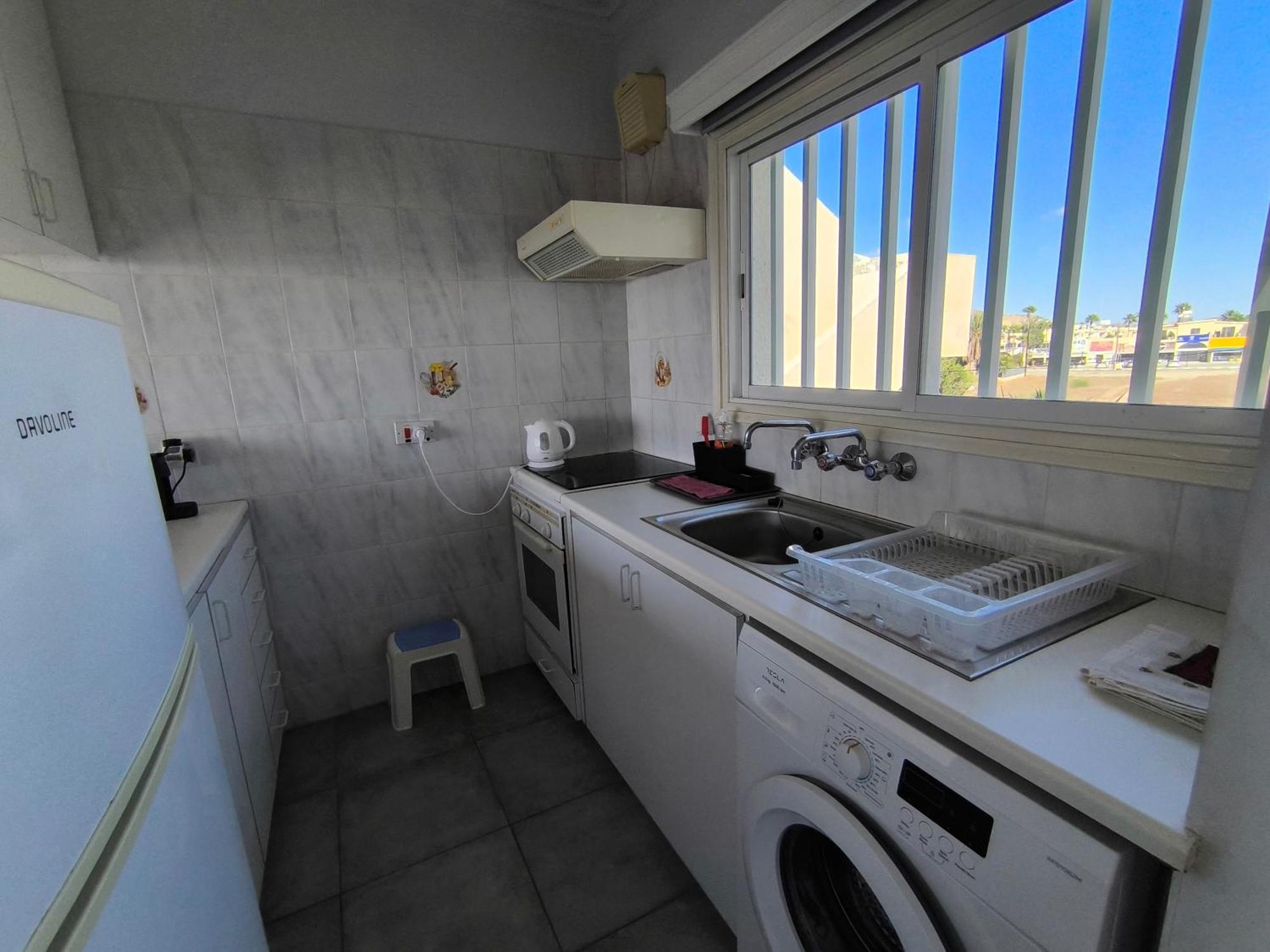 Julie'S Beach House Вороклини Экстерьер фото